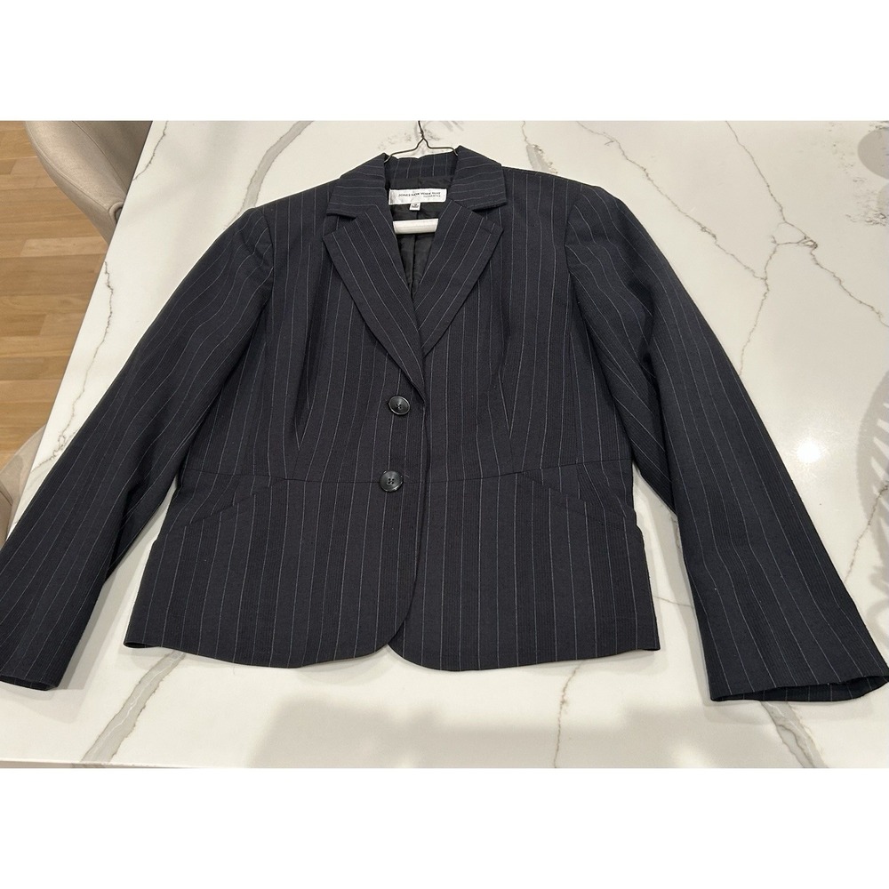 Jones New York Pin Stripe Blazer 12 Jacket Charcoal Lined Shoulder Pads Office - Picture 13 of 13